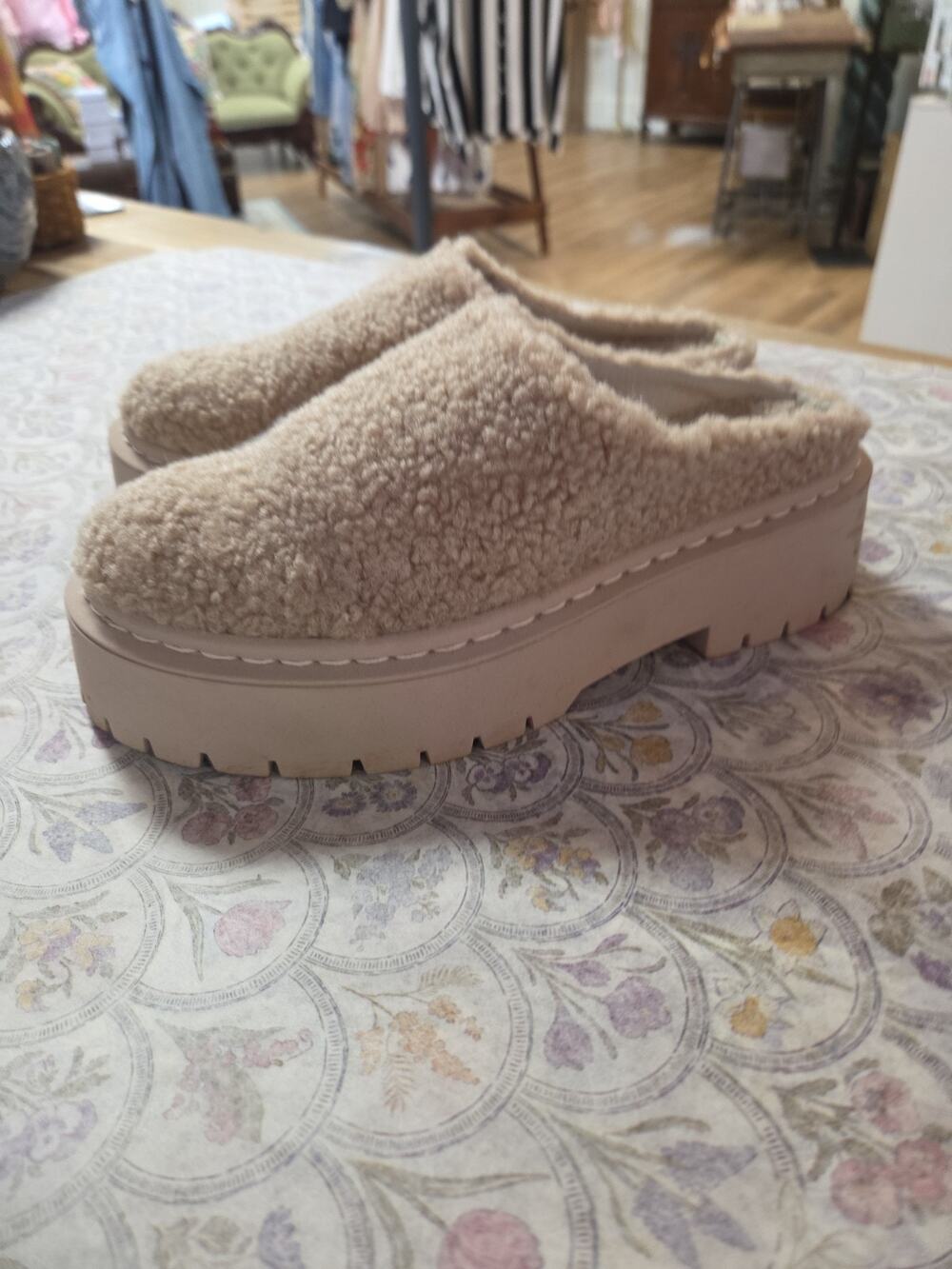 Pilcro Sherpa Slip On Shoes Anthropologie Size 37